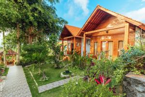green valley bungallow