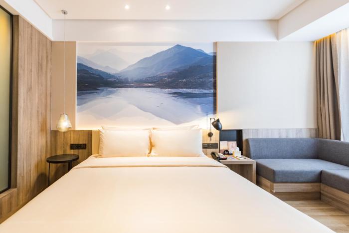 atour hotel tianma weifang