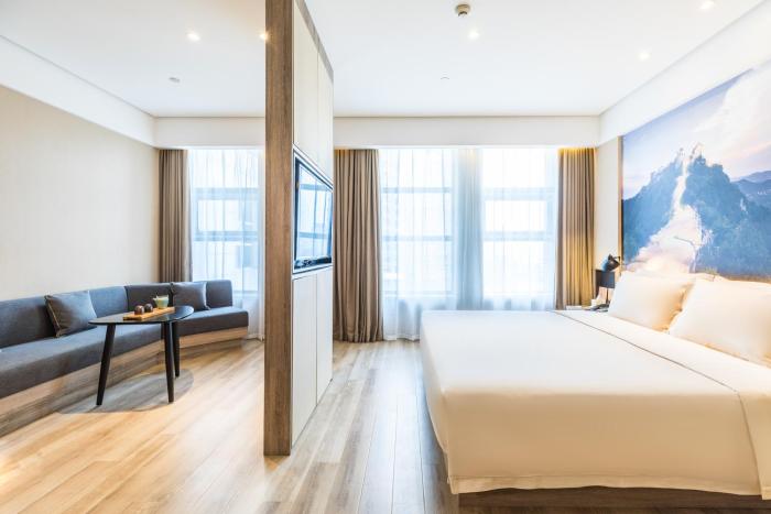 atour hotel tianma weifang