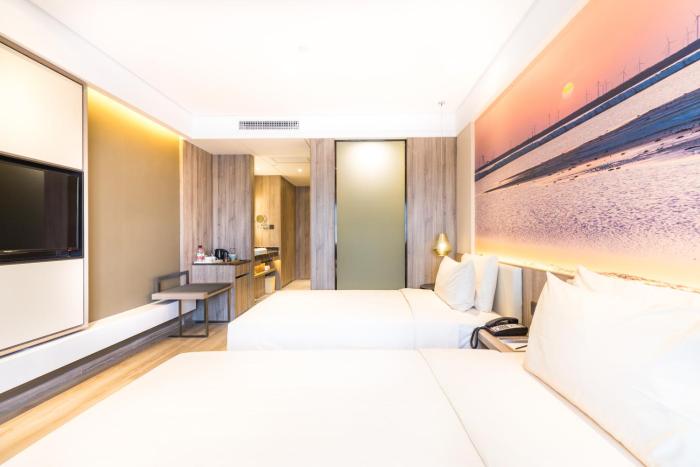 atour hotel tianma weifang