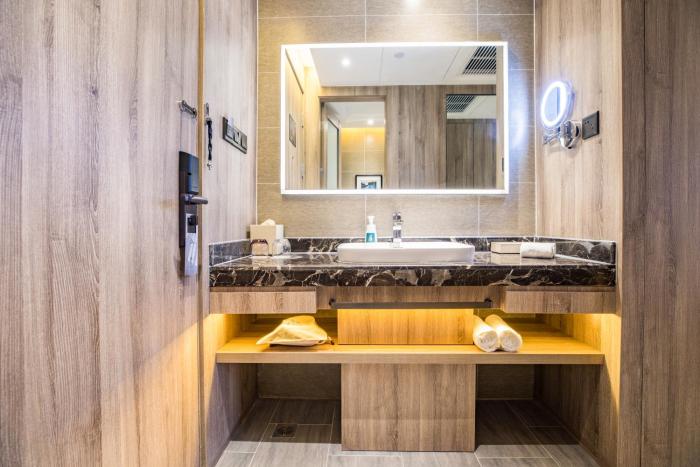 atour hotel tianma weifang