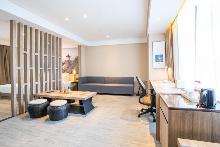 atour hotel tianma weifang