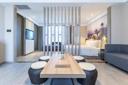 atour hotel tianma weifang