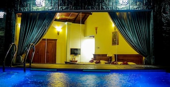 thevni holiday resort