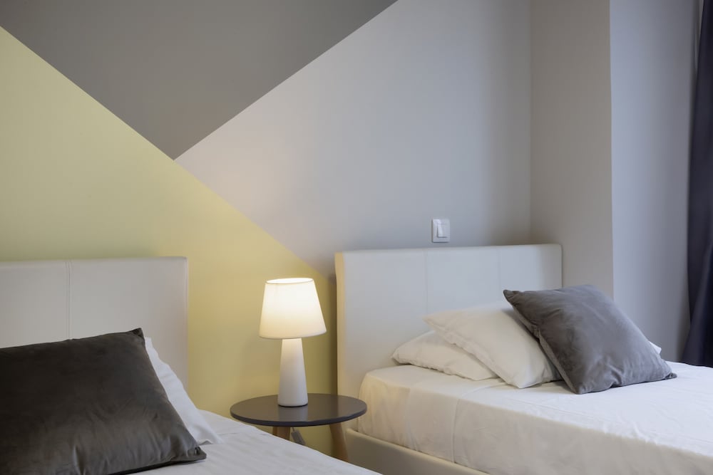 supreme luxury suites by athens stay