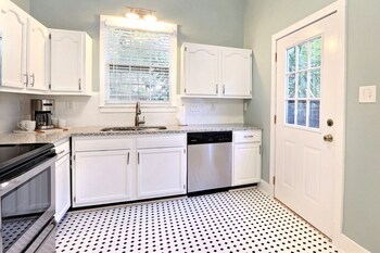 gallery stays spartina