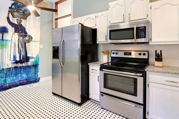 gallery stays spartina