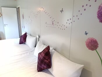 556homestay