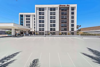 hampton inn by hilton los angeles airport