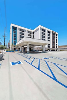 hampton inn by hilton los angeles airport