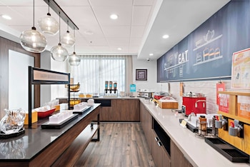 hampton inn by hilton los angeles airport