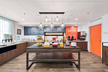 hampton inn by hilton los angeles airport