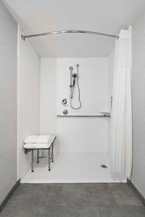 hampton inn by hilton los angeles airport