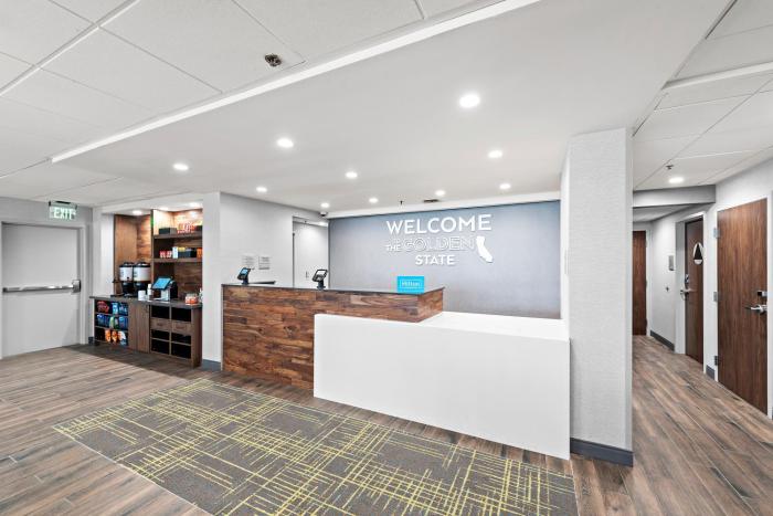 hampton inn by hilton los angeles airport
