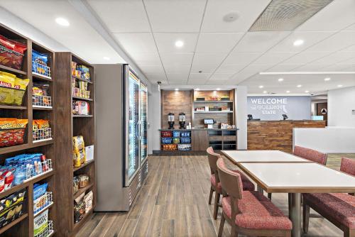 hampton inn by hilton los angeles airport