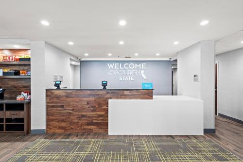 hampton inn by hilton los angeles airport