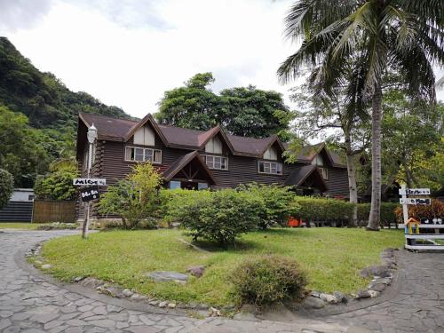 Master Bear Resort,Jiafeng>>Beinan,3 star