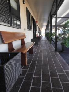 injune motor inn