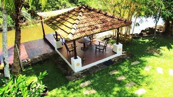 unawatuna royal lotus villa