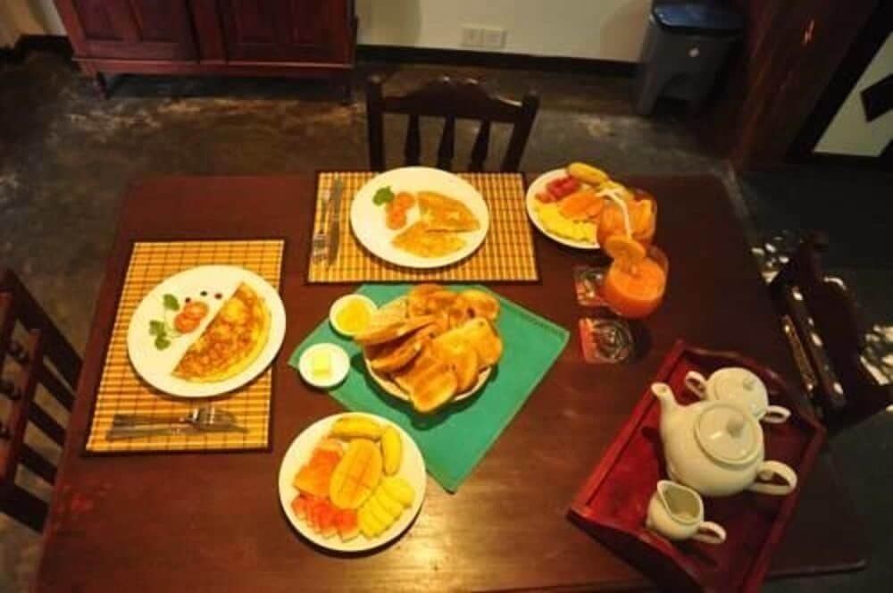 unawatuna royal lotus villa