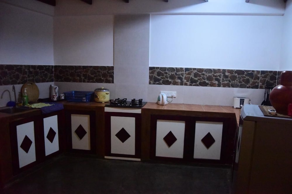 unawatuna royal lotus villa