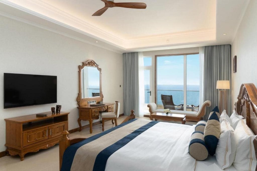 unawatuna royal lotus villa