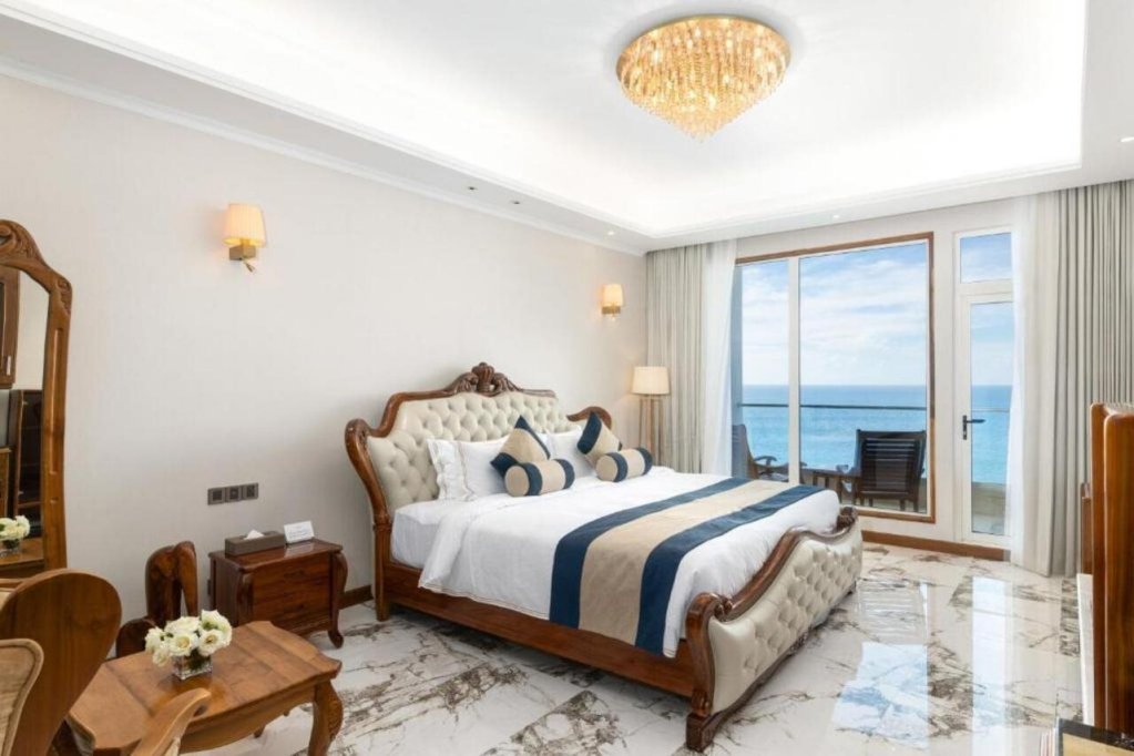 unawatuna royal lotus villa