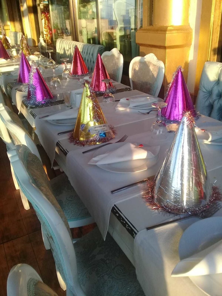 bab i zer konaklama ve restoran