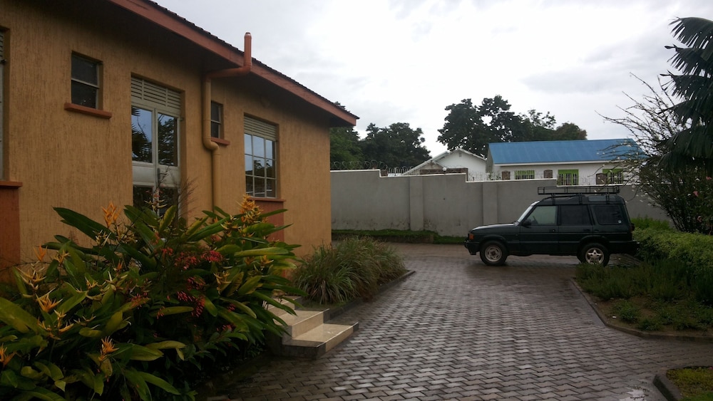 blue dove hotel arua