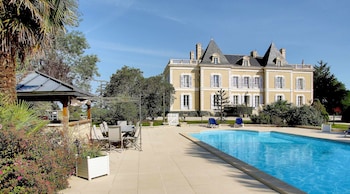 Domaine De Pouzelande B&B,Pouzelande,4 star