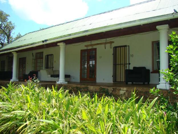 tsanana log cabins and mullberry lane suites