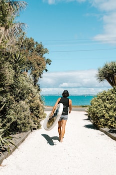 waiheke waterfront lodge