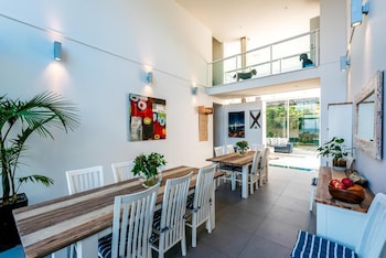 waiheke waterfront lodge