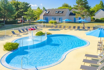 Village Vacances Azureva Kerjouanno,Azureva Kerjouanno,3 star