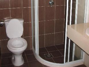 misty apartments iris house resort