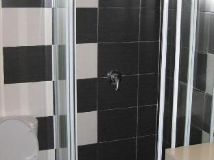 misty apartments iris house resort