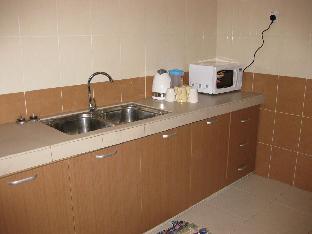 misty apartments iris house resort