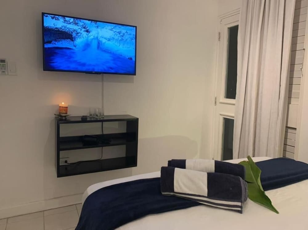 deluxe appartment at point village