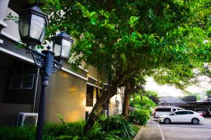 baan boonanan apartment