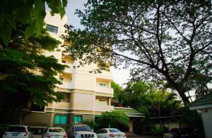 baan boonanan apartment