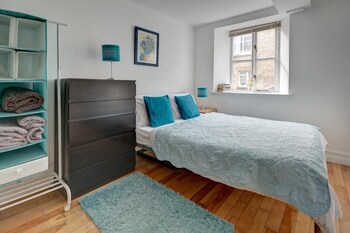 The Shop Cotswold Apartment Sleeps 2,,0 star
