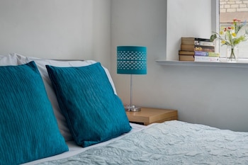 The Shop Cotswold Apartment Sleeps 2,,0 star