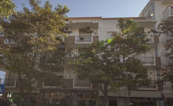 b45 main avenue 2 bed apartment