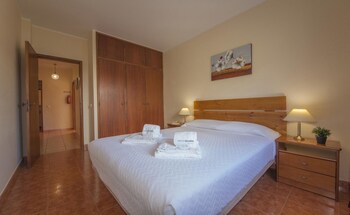 b45 main avenue 2 bed apartment