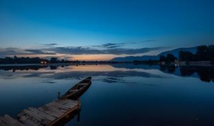 floating heaven group of houseboats