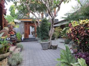 putri homestay