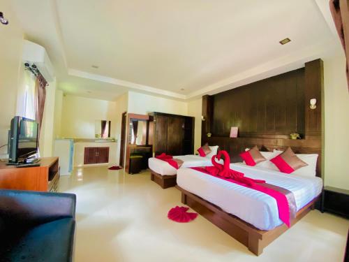 peaceful resort koh lanta