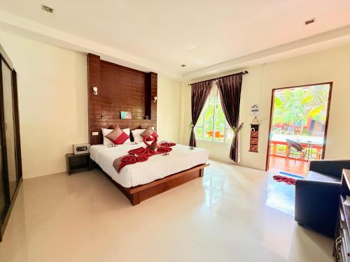 peaceful resort koh lanta