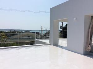 seaside house nirai