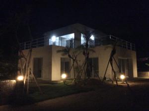 seaside house nirai